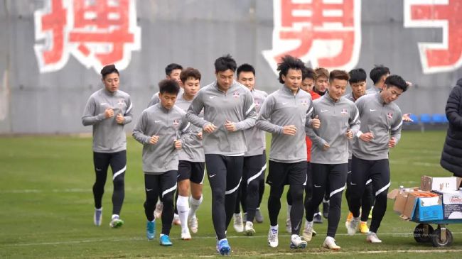 五月天婷